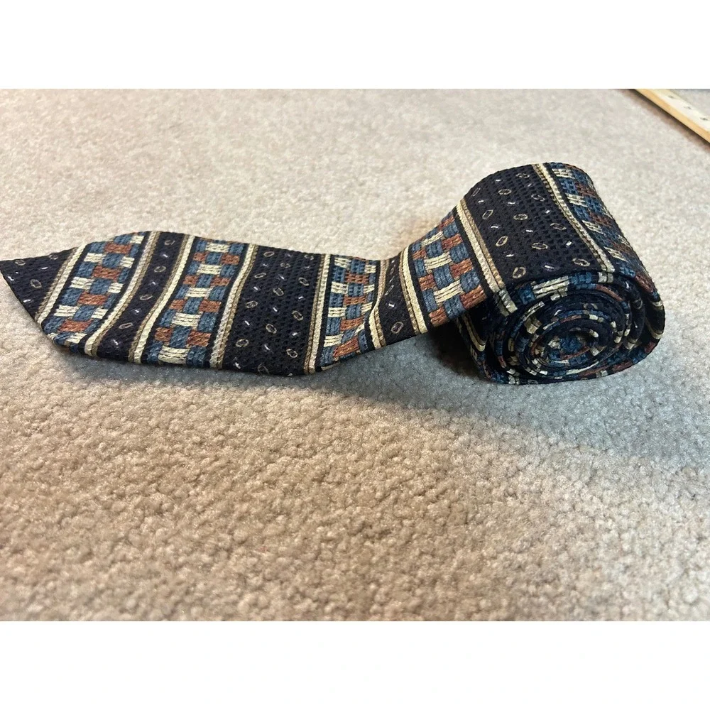 Surrey Mens‎ Silk Blend Tie Geometric Pattern Blue Brown Gold Woven Texture
